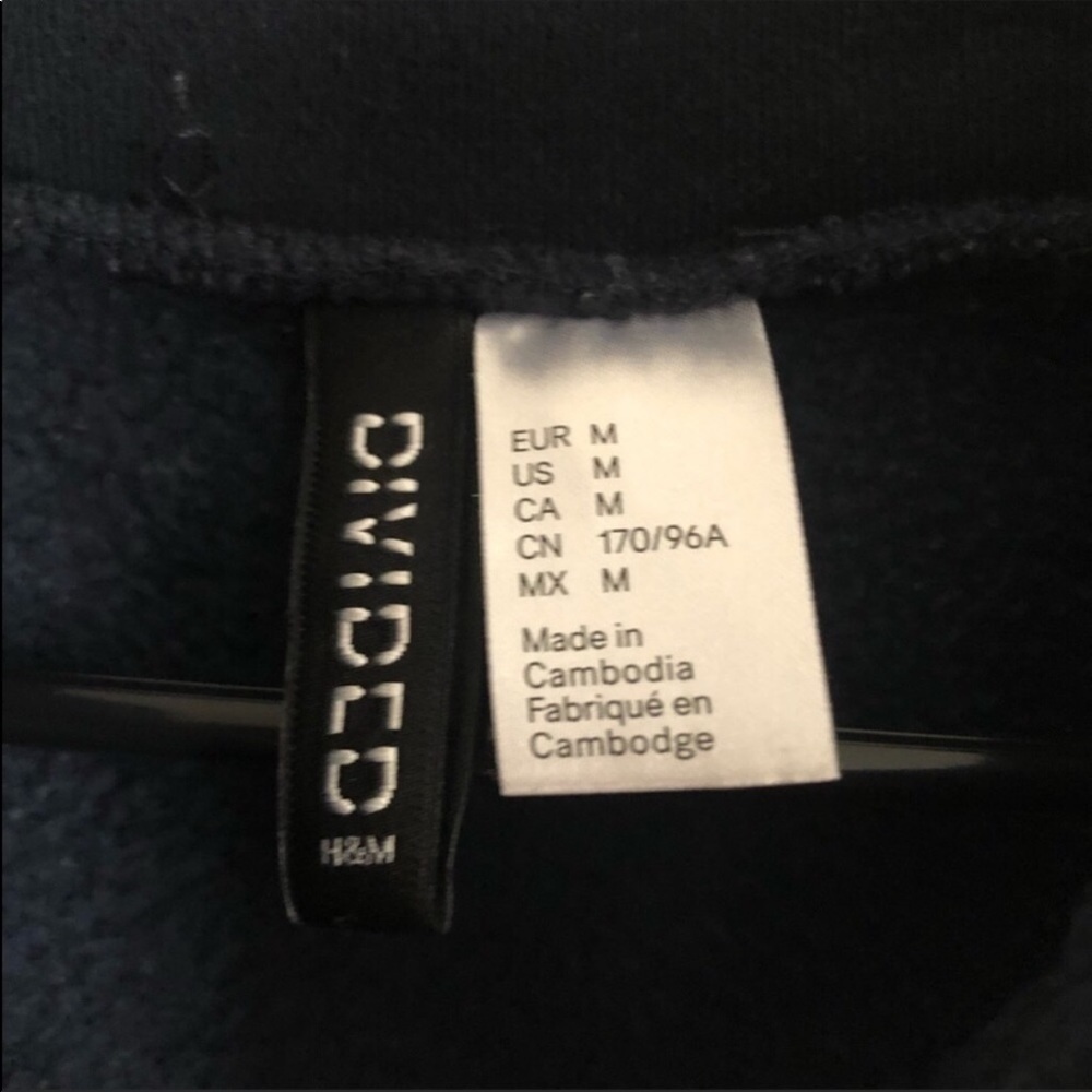 SNATCHED Cropped Jacket - Picture 4 of 5